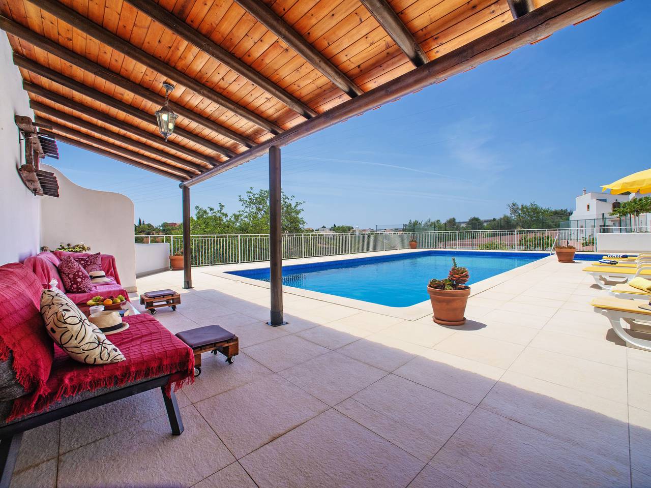 Eugênia in Paderne, Distrito de Faro