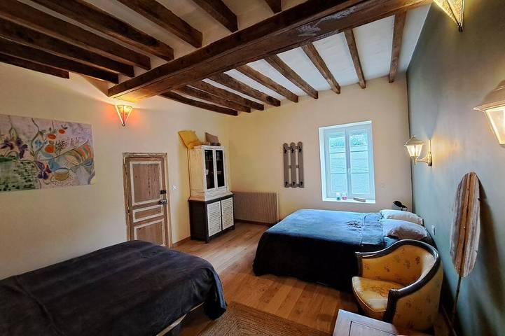 Maison Atypique avec le charme de l'ancien in Segré-en-Anjou-Bleu, Région de Segré