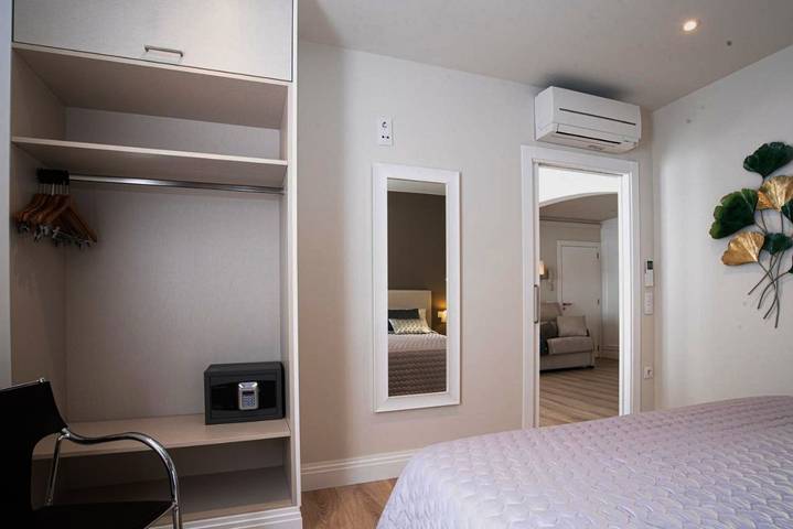 Hôtel pour 8 personnes, avec terrasse à Figueras - 2