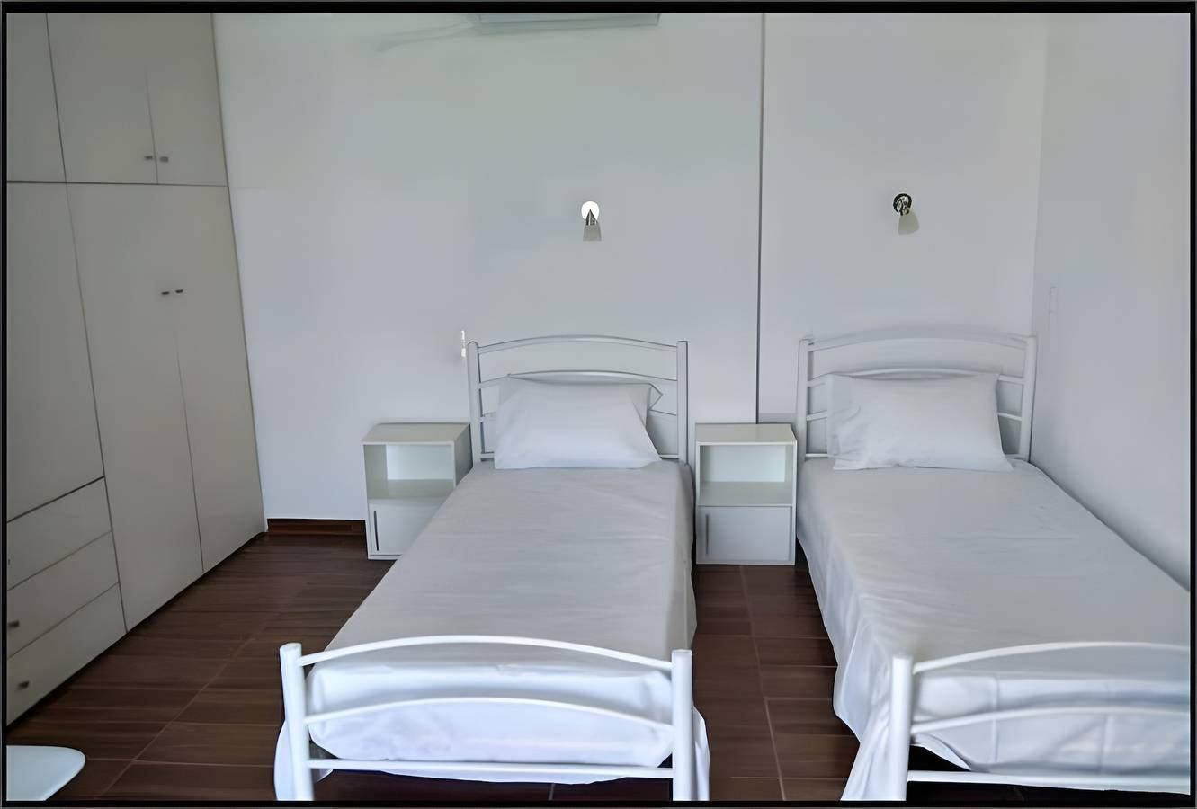 Ganze Wohnung, Apartment „Waves Of Millos 1“ mit Meerblick, Wlan und Klimaanlage in Skopelos Stadt, Sporaden
