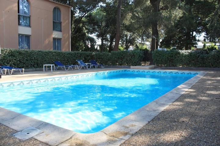 Hôtel pour 3 personnes, avec vue et sauna ainsi que jardin et piscine à Castelnau-le-Lez - 2