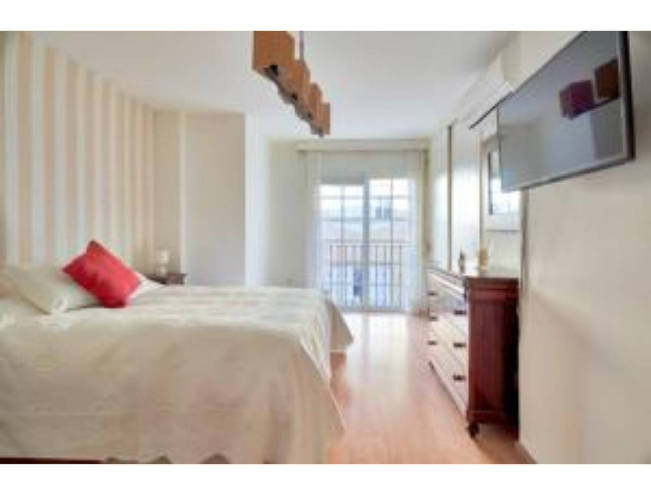Apartamento entero, Apartamento 'Apartamento Malagueta Maestranza' con balcón, Wi-Fi y aire acondicionado in Playa de la Malagueta, Málaga