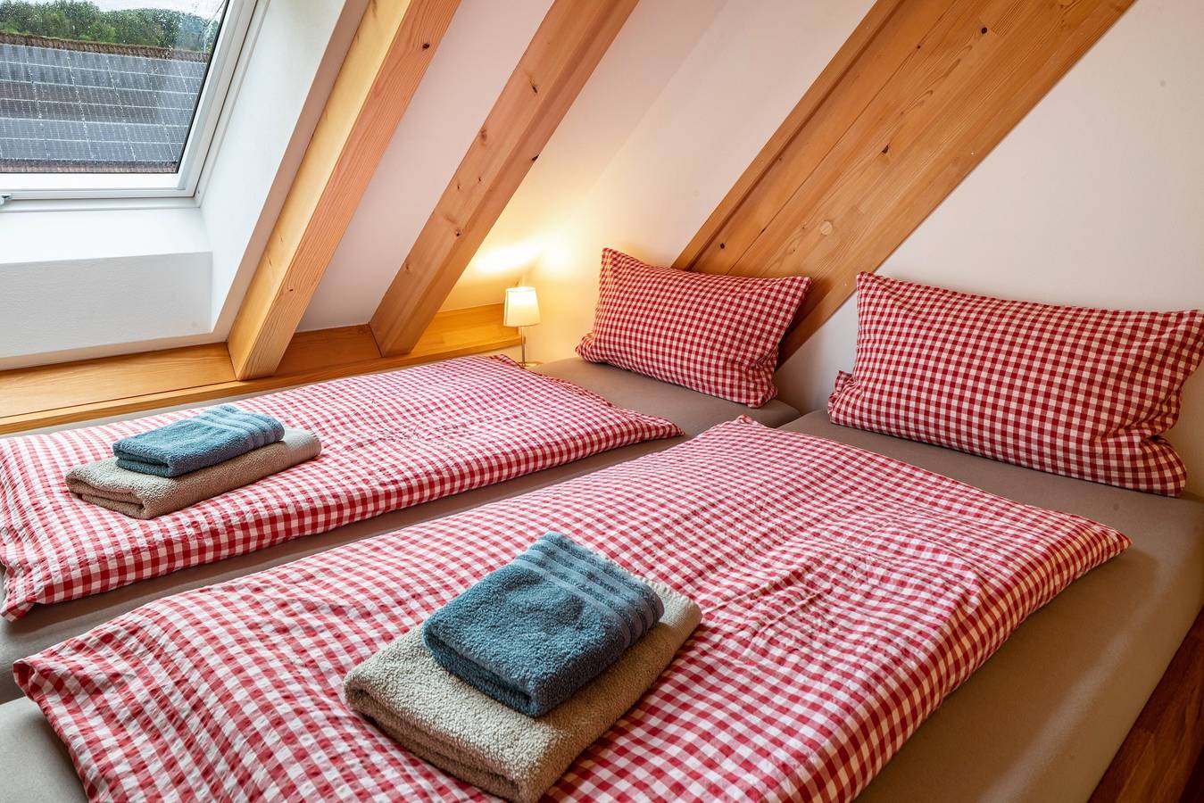 Ganze Wohnung, Rauferhof im Attental - Apartment Schwalbeneschd mit Balkon und Wlan in Wittental, Stegen
