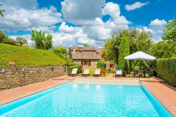 Location de vacances pour 10 personnes, avec jardin et bassin pour enfant à Sinalunga - 4