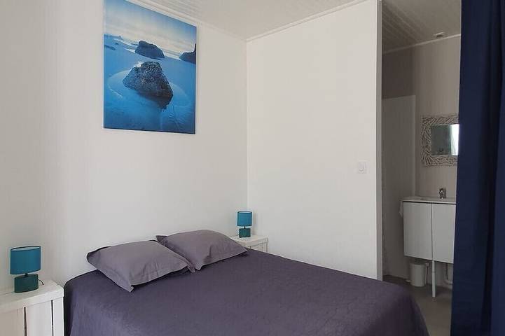 Maison 6 personnes avec piscine et jardin, à 200m de la mer ! in Saint-Pierre-d'Oléron, Côte de Beauté