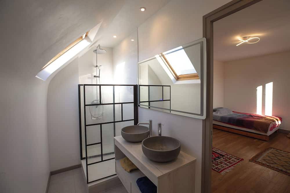 House next to Parc de Sceaux - 20 mins from Paris with train in Antony, Altos del Sena