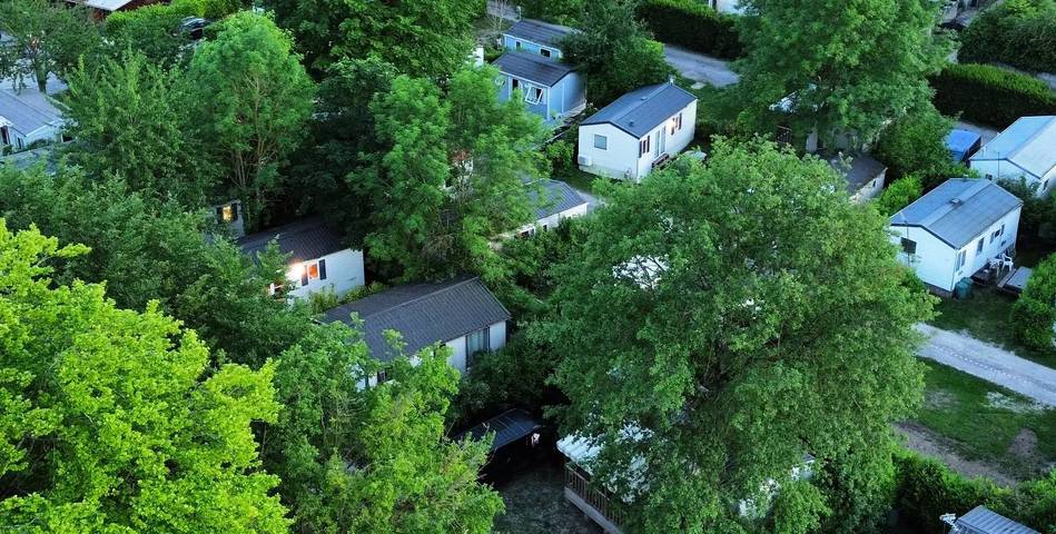 Lit en dortoirs 1 personnes in Angicourt, Oise