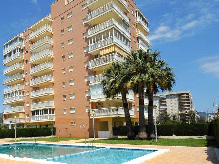 Vakantiewoning voor 4 personen, met terras en zwembad in Benicasim