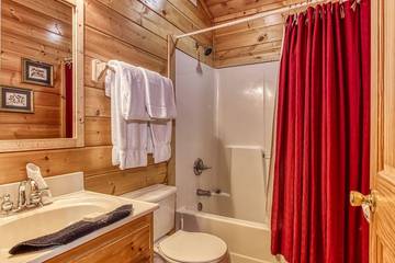 Log Cabin for 30 People in Sevier County, Photo 1