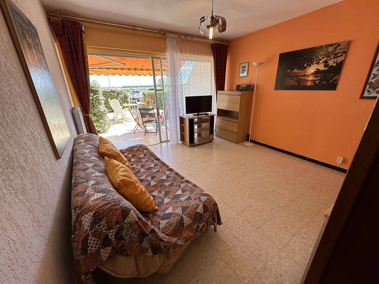 Studio entier, Studio Rdc Terrasse, 4 pers, 50m Plage, Parking Sécu – Grau-du-Roi in Port Camargue, Le Grau-du-Roi