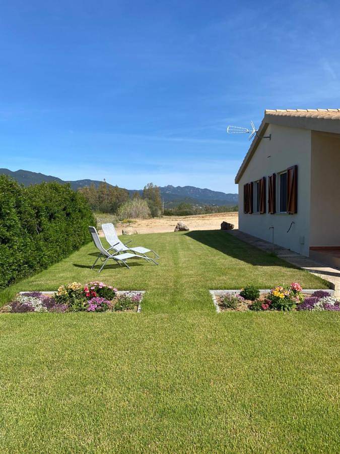 Gîte pour 2 personnes, avec jardin et vue, animaux acceptés à Castiadas - 2