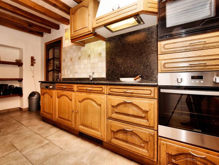 Location de vacances pour 9 personnes, avec terrasse et jardin, adapté aux familles à Vielsalm - 4