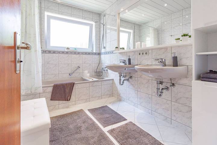 Ganze Wohnung, Ferienwohnung Silvaner-Laube A in Meersburg, Region Bodensee-Oberschwaben
