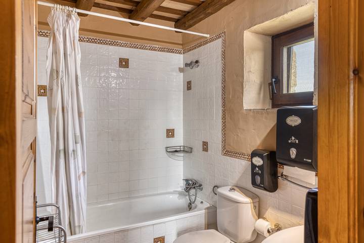 Chalet para 2 personas, con jardín en Cataluña - 4