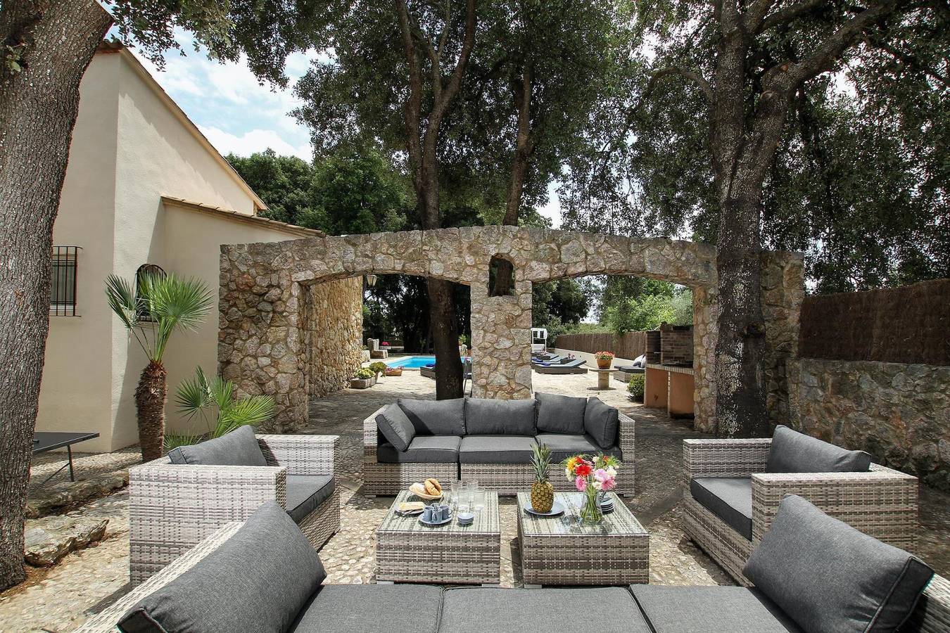 H2911 Finca Enzina in Pollenca mit Pool für 8 Personen in el Vilà, Pollença