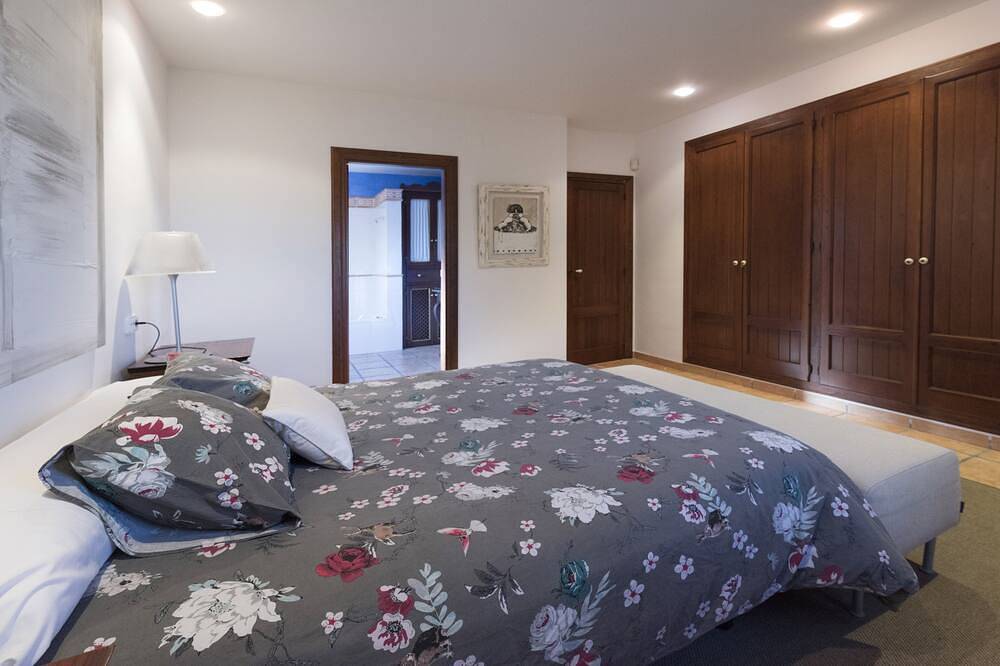 Villa Para Disfrutar De La Naturaleza Y El Mar in Pedreguer, Costa Blanca