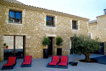 Gîte pour 8 personnes, avec jacuzzi et jardin, animaux acceptés dans La Ceze La Roque Sur Ceze