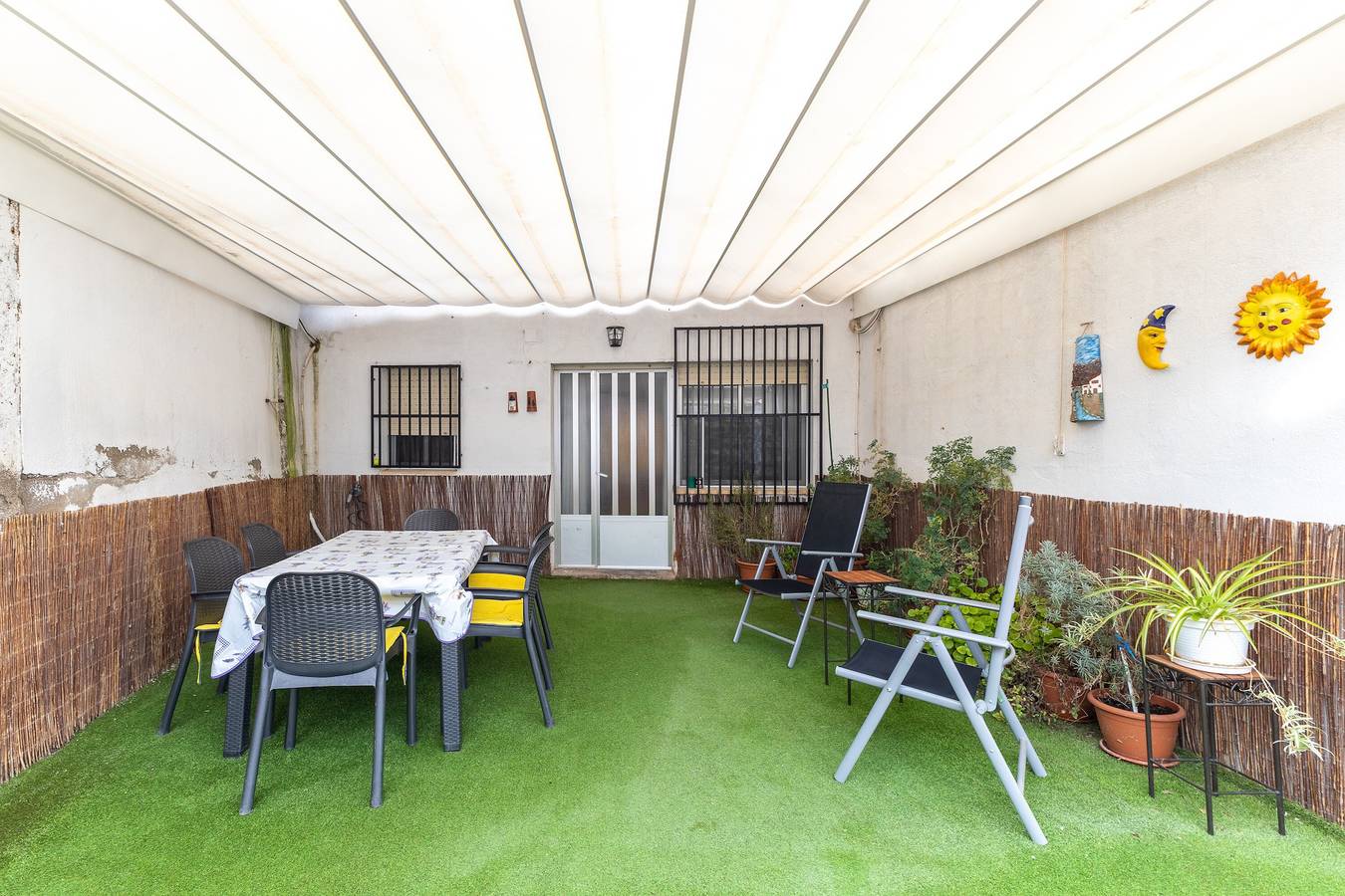 Maison de vacances "Sol y Luna" avec piscine partagée et Wi-Fi in Manzaneque, Province de Tolède