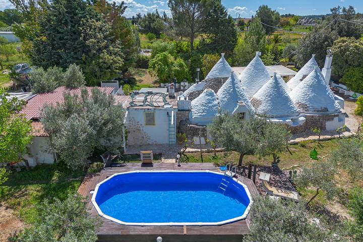 Villa con piscina per 8 persone, con piscina e terrazza, adatto a famiglie con bambini a Martina Franca