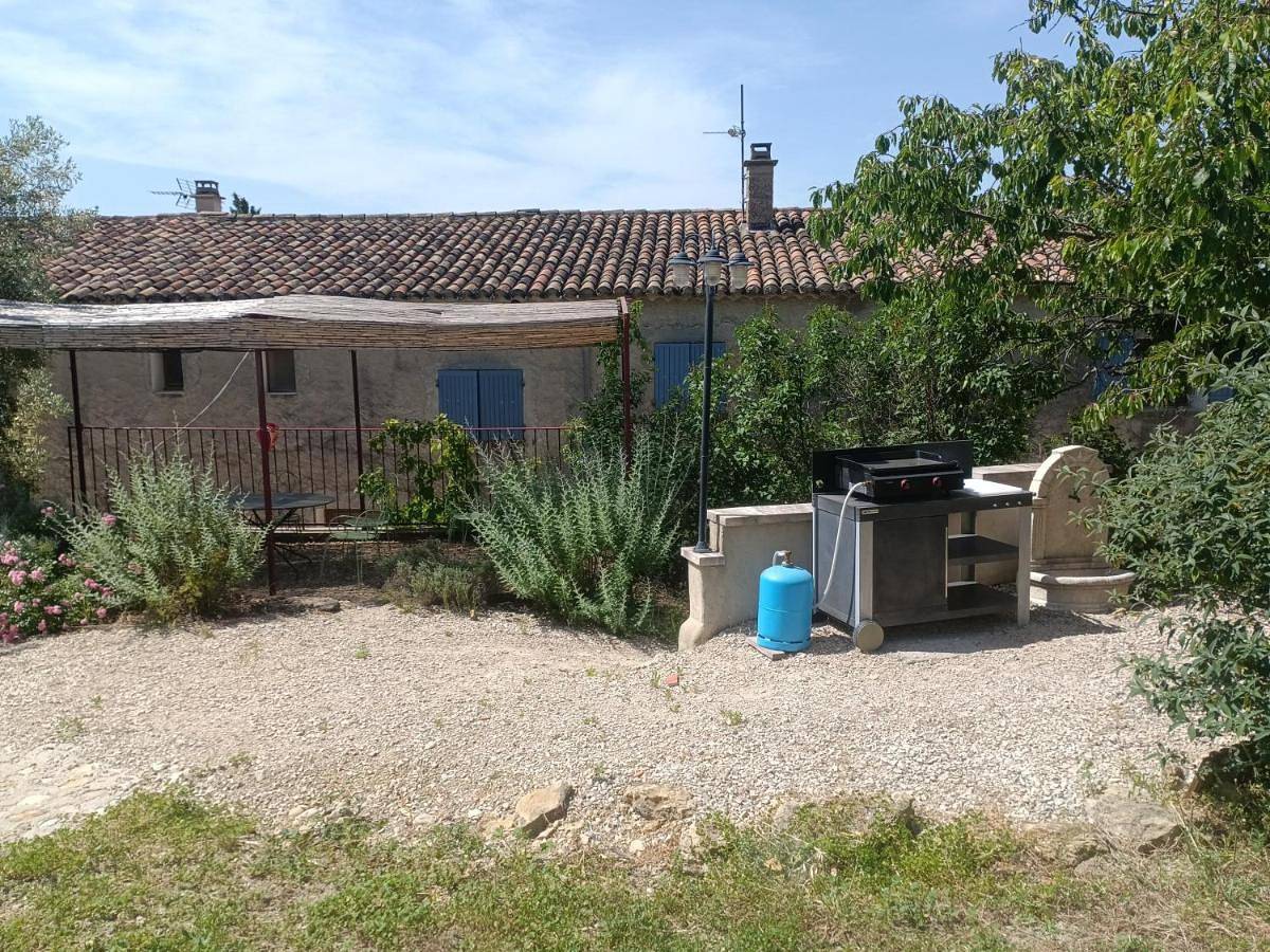 Gîte en provence au coeur des vignes in Villedieu, Vaucluse