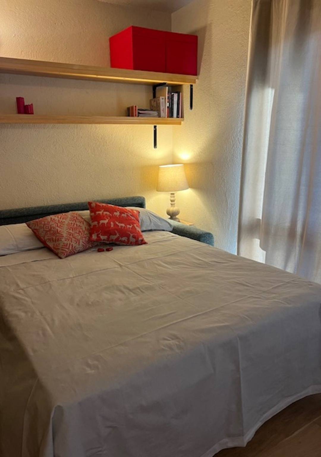 Appartamento intero, Appartamento 'Ninette, Intimità E Natura' con vista sulle montagne, terrazza privata e Wi-Fi in Sauze di Cesana, Via Lattea