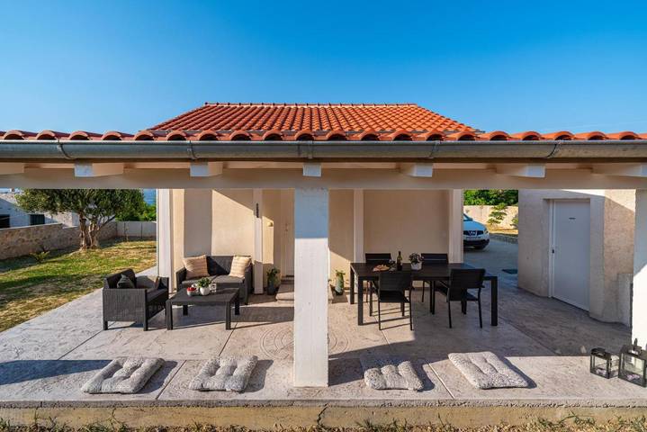 Ferienhaus für 4 Personen, mit Ausblick und Garten, mit Haustier in Razanac - 3