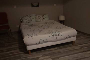 Appartement De Vacances pour 6 Personnes dans Roanne, Région de Roanne, Photo 2