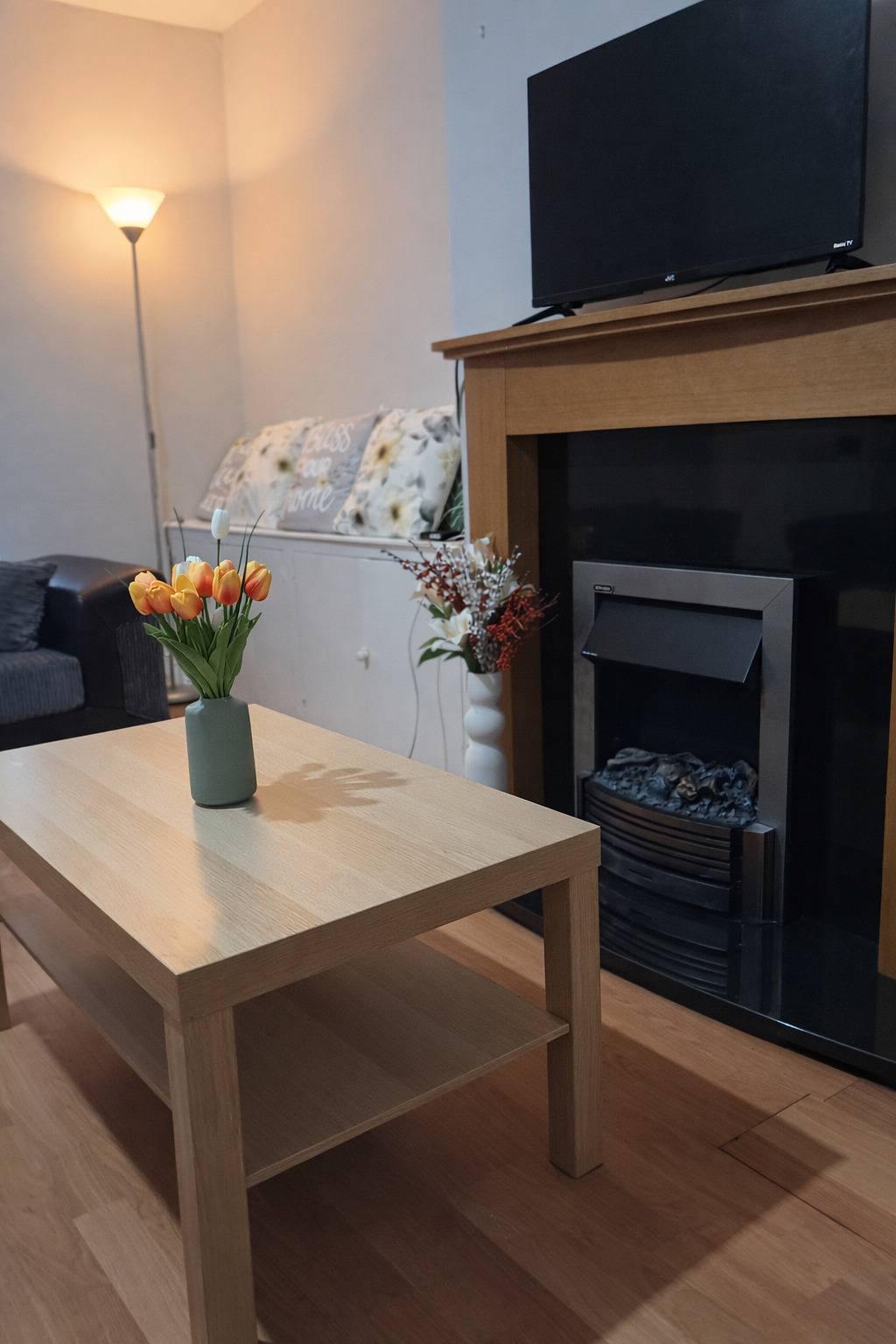 2 Bed Home - Parking, Wifi, Smart Tv in Nottingham, Midlands del Este