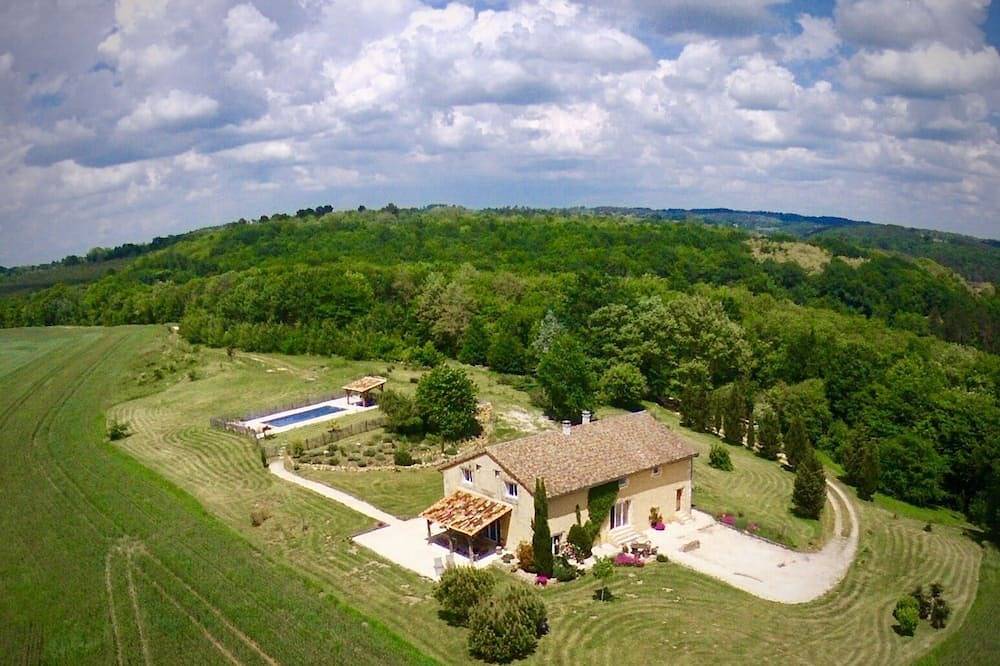Excelente Villa De 4 * De 300m2 Solo Para Usted, Piscina Privada Climatizada. in Douville, Périgord Pourpre