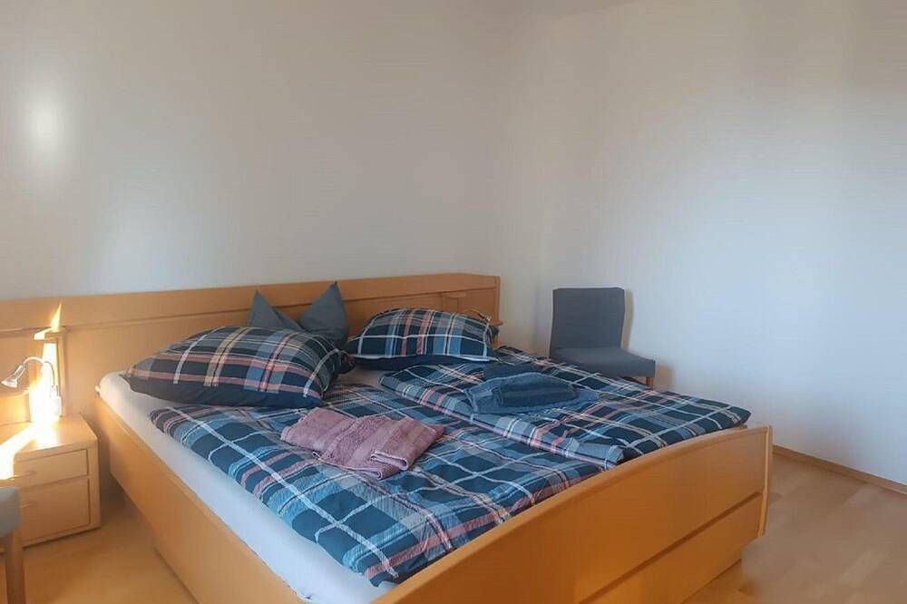 Ganze Wohnung, Ferienwohnung Boden - Ferienwohnung mit Aussicht in Bernsbach, Lauter-Bernsbach