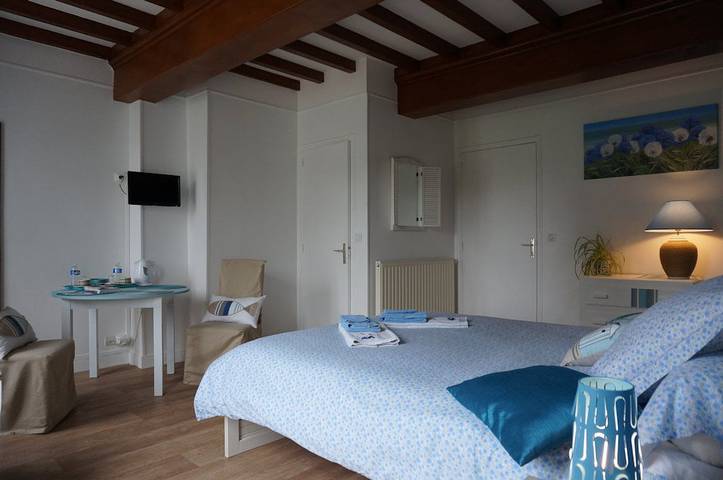 Chambre d’hôte pour 4 personnes, avec jardin dans le Calvados - 3