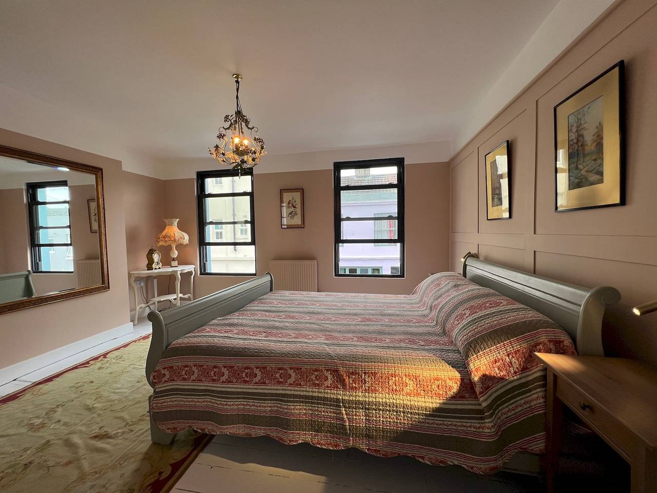 Sea Haven  Stylish Beach Oasis - Pass the Keys in Hastings, Sussex Oriental