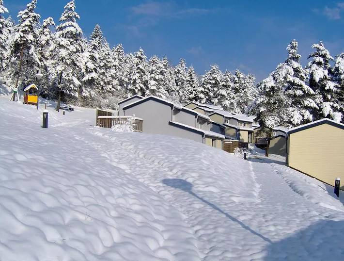 Gîte pour 5 personnes, avec Terrasse dans le Jura