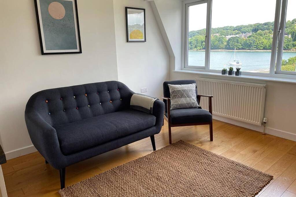 Entire apartment, One-Bedroom Apartment in Menai Bridge, Isle of Anglesey