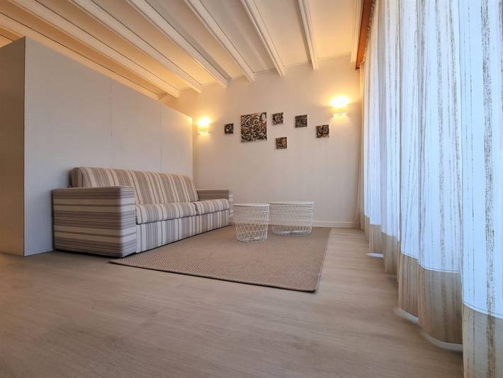 Ganze Wohnung, Hermitage in Spiaggia Punta Molino, Porto Valtravaglia