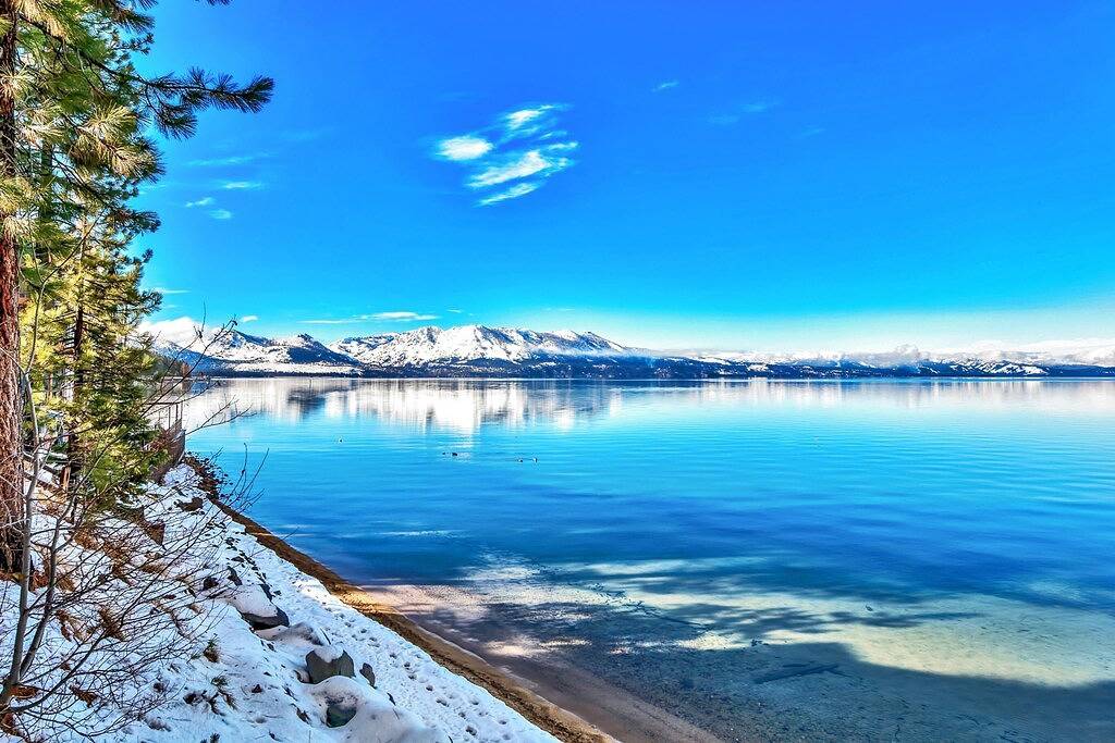 3 Sierra Shores Luxury Lakefront- 3Br/3Ba in Bijou Park, South Lake Tahoe