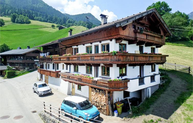 Ferienwohnung für 4 Personen, mit Terrasse in Uderns - 2