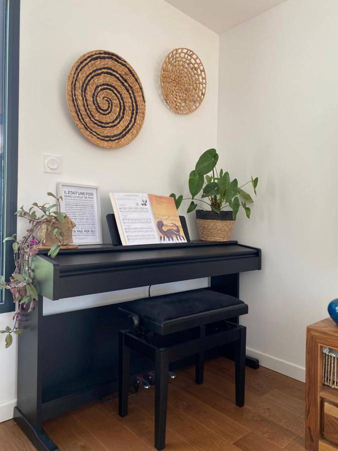 Villa pour 6 personnes, avec piscine ainsi que balcon et vue