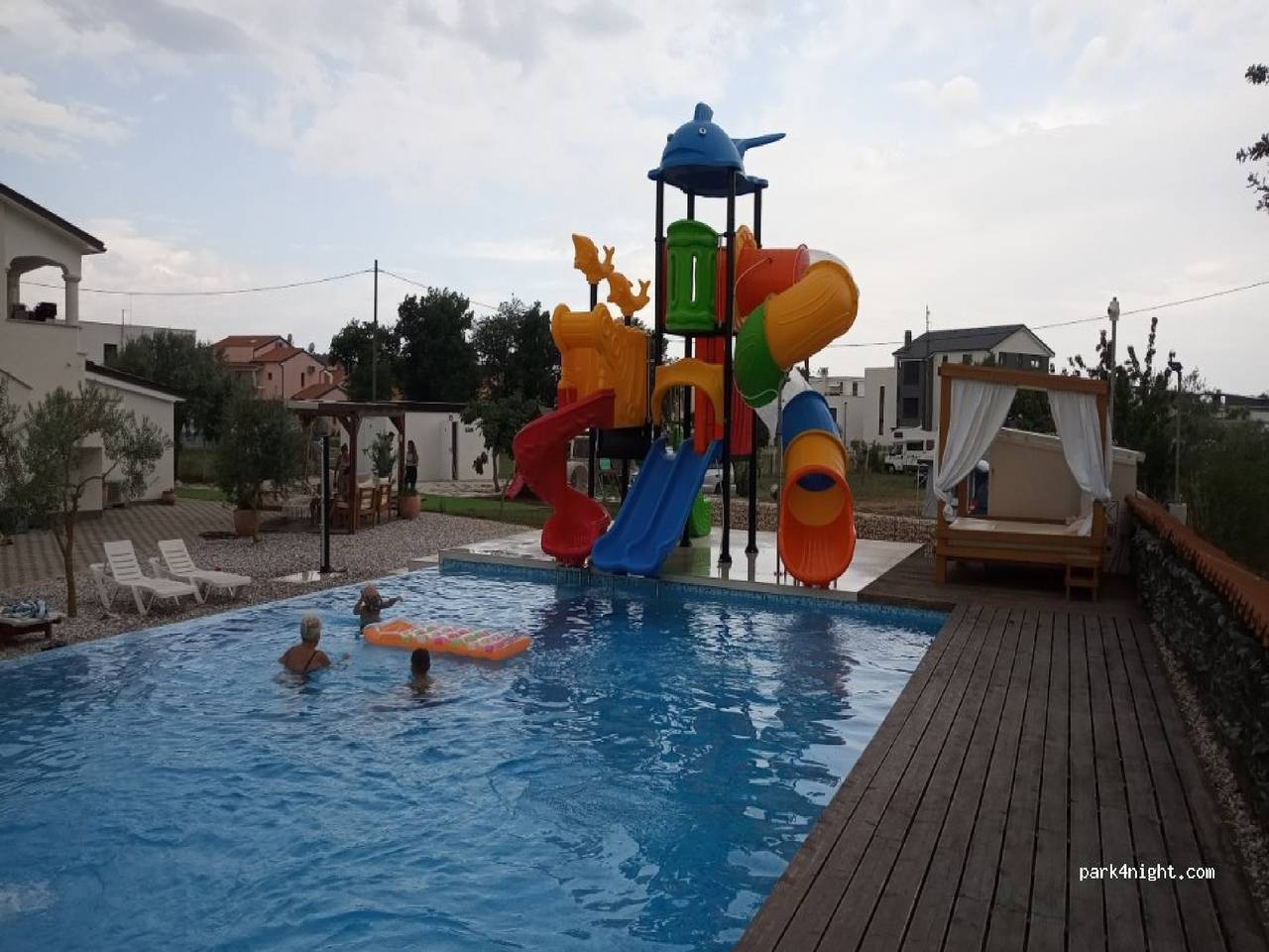 Przyczepa kempingowa dla 5 osób in Pomer, Południowe Wybrzeże Istrii