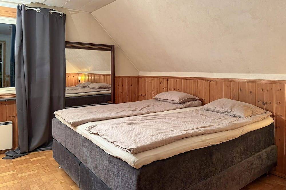 Haustierfreundliches Haus mit 4 Schlafzimmern in Karlstad in Karlstad, Vänern