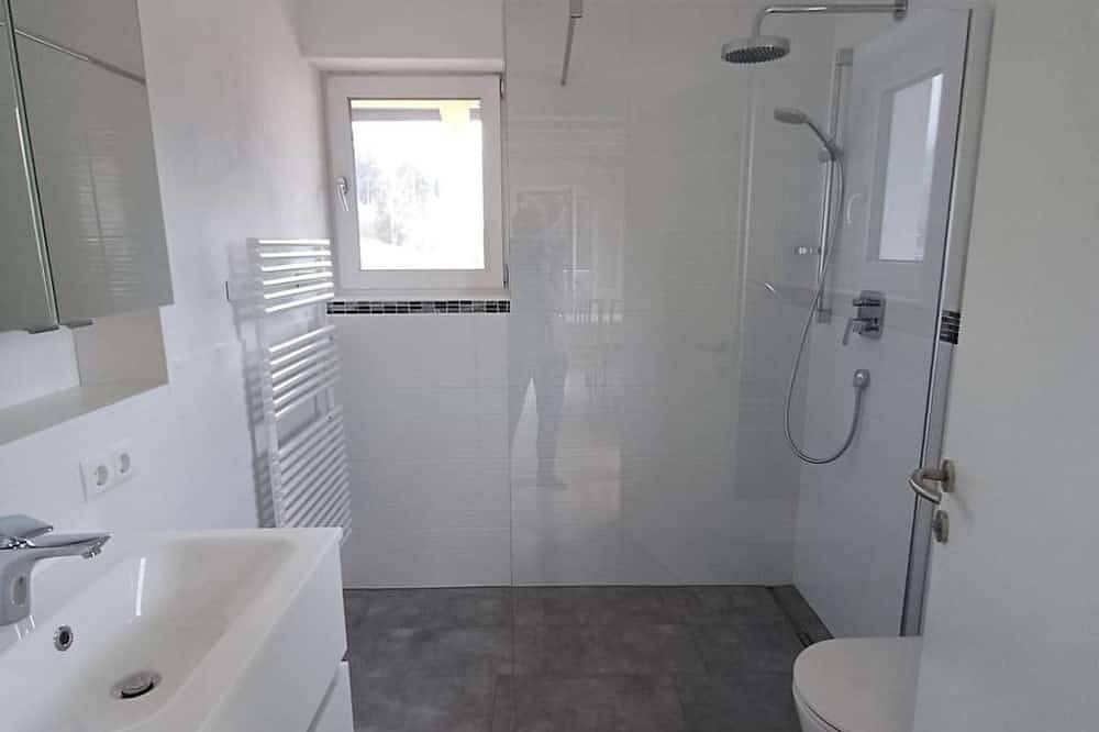 Ganze Wohnung, Apartment Sternenhöhle - Ferienwohnung Maria & Luis in Tuxer Alpen, Kolsassberg