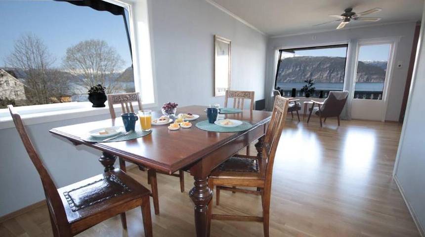 Villa für 8 Personen, mit Ausblick und Terrasse sowie Garten in Norwegen - 4