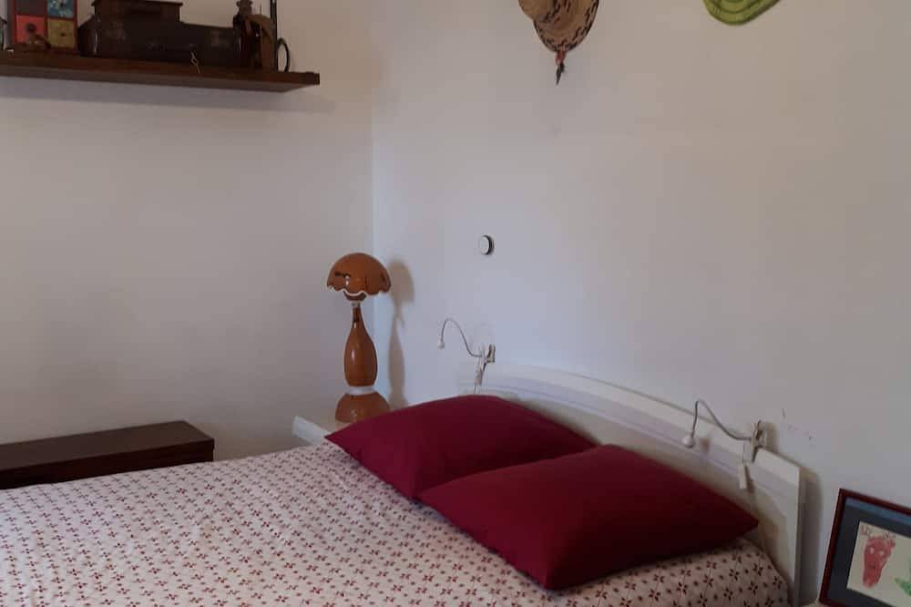 4* villa in Provence with sea view, 50m from the calanque. Promo Hiver 26 in Ensuès-la-Redonne, Istres region