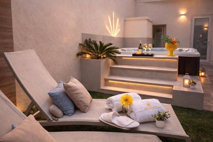 Casa vacanza per 2 persone, con Balcone e Terrazza nonché Idromassaggio e Giardino a San Lucido
