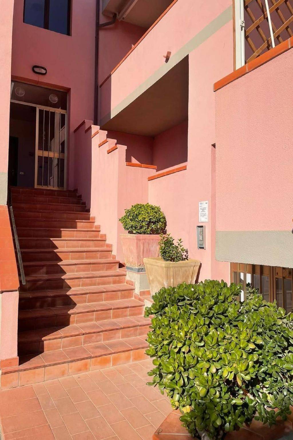Appartement entier, Appartement confortable avec parking, climatisation, jardin, balcon et Internet, à 500 m de la plage de La Fenicia in Marciana Marina, Ile d'Elbe