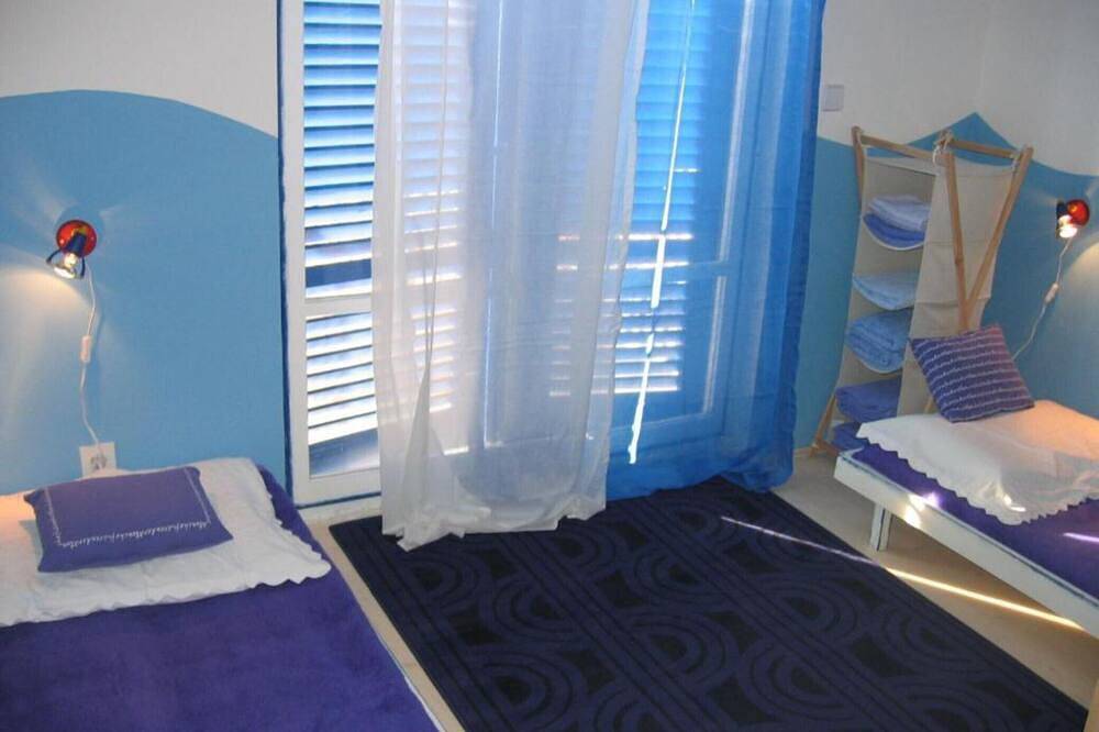 Ganze Wohnung, Apartments Mediterraneo Blues - Two bedroom apartment with sea view (Rustico) in Dalmatinische Inseln