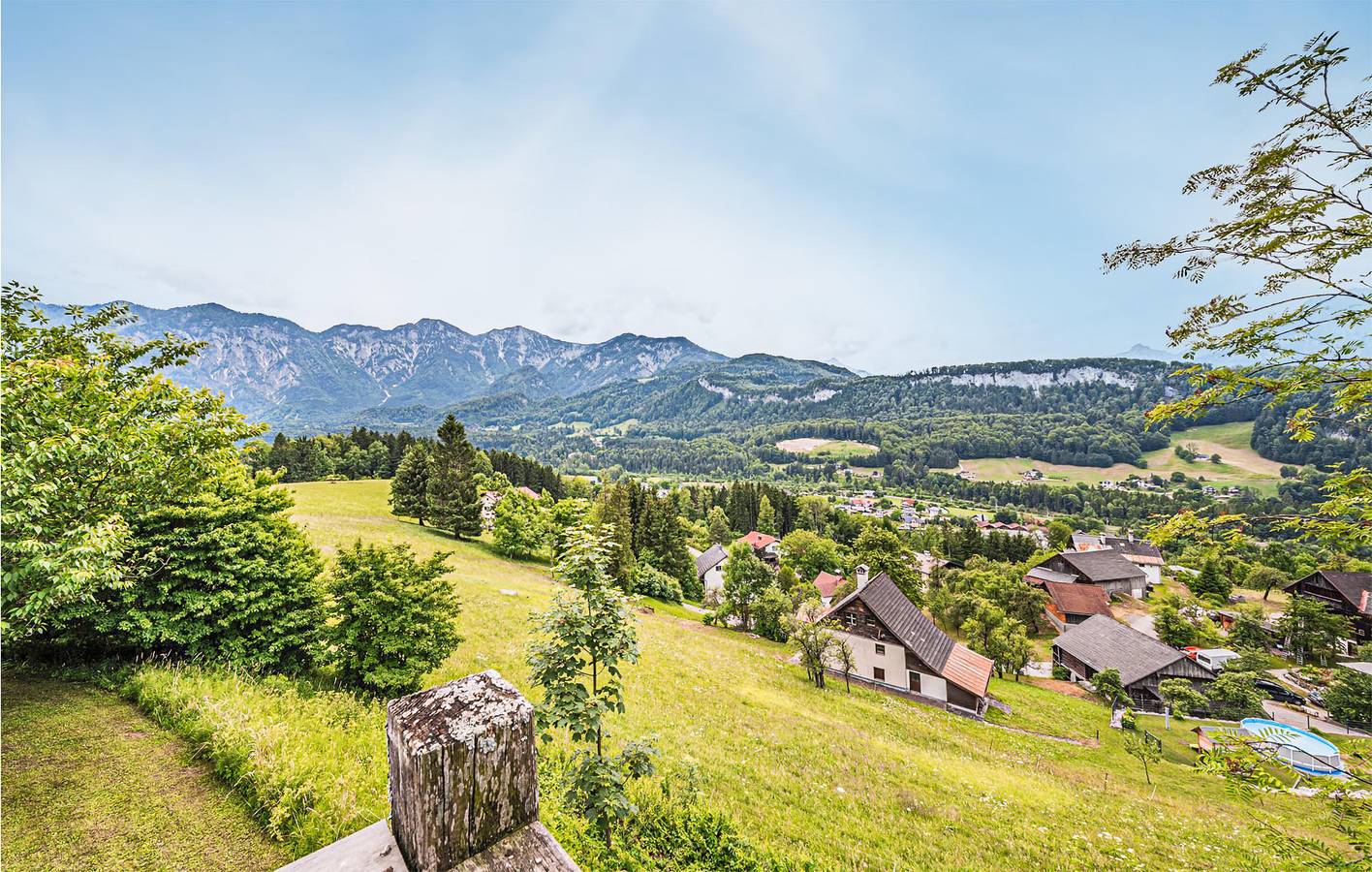 Gemütliche 2-Zimmer-Wohnung mit Terrasse in der Nähe von Skigebieten und Restaurants in Bad Goisern in Bad Goisern, Totes Gebirge