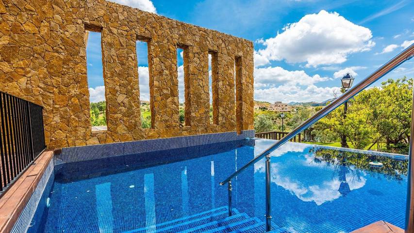 Chalet para 15 personas, con balcón/terraza y piscina en Antequera - 2