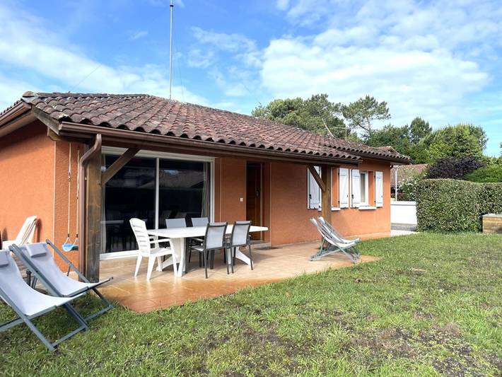 Casa de vacaciones para 6 personas, con Terraza y Jardín en Messanges