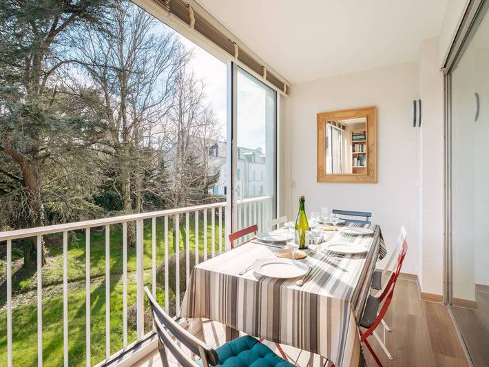 Location de vacances pour 4 personnes, avec Balcon ainsi que Terrasse et Vue à La Trinité-sur-Mer